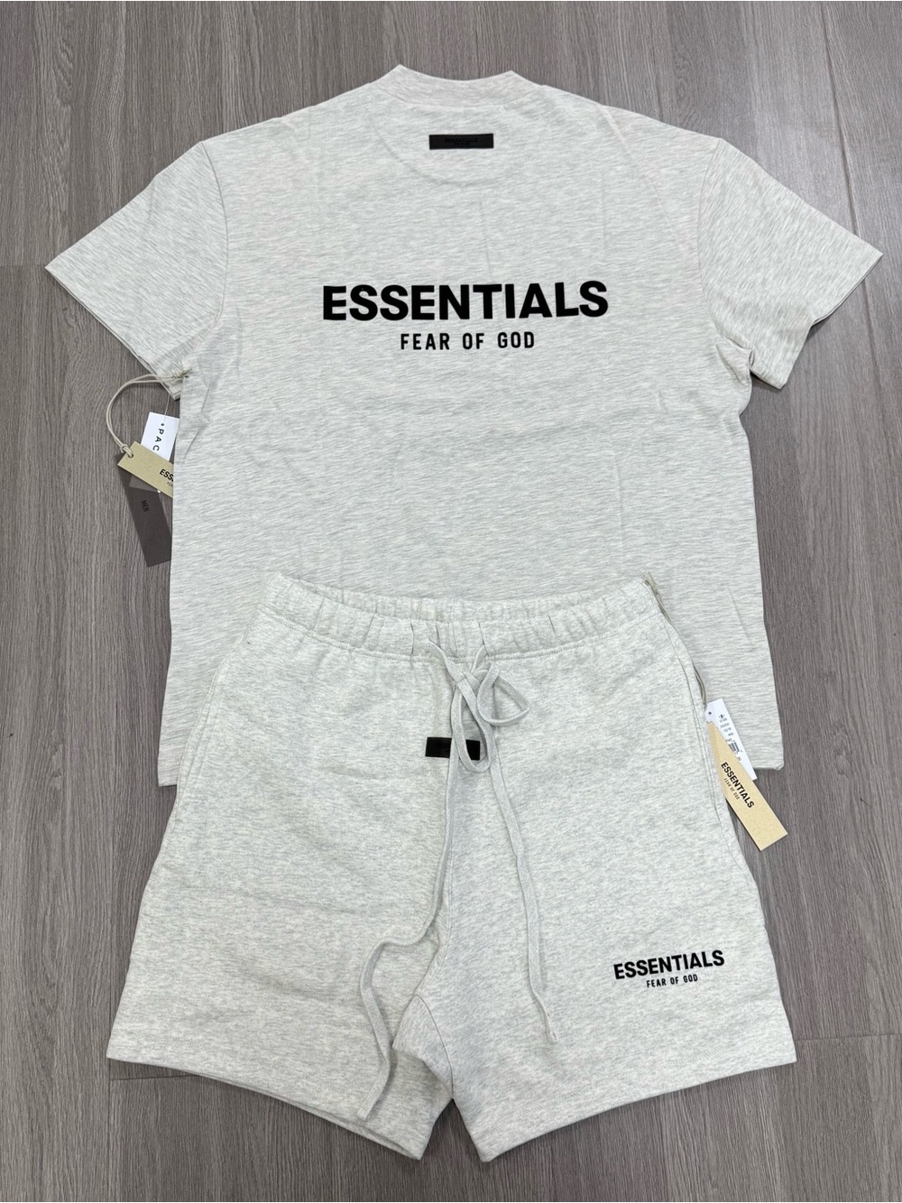 🔥 Authentic Fear Of God ESSENTIALS Unisex Set Cream